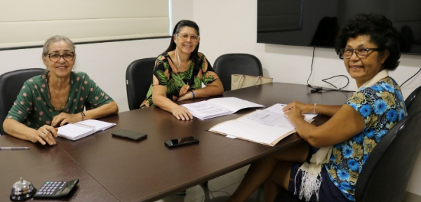 Diretoria dos Aposentados e Pensionistas promove reunião sobre viagem a Porto Seguro e outras questões