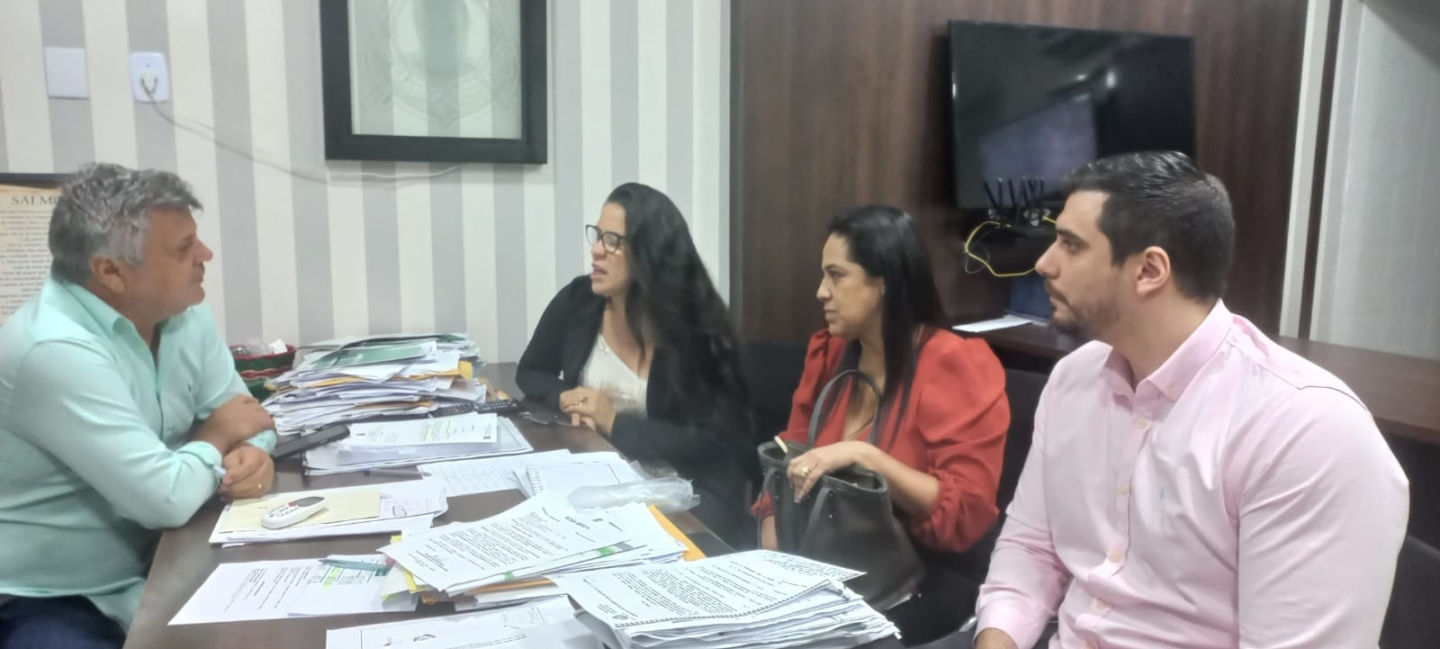 ISintap-MT se reúne com secretário de obras públicas de Cuiabá para discutir criação de praça em terreno adjacente à sede do sindicato